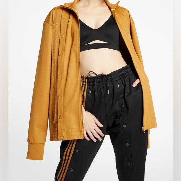 ✨Host pick✨NWT Adidas x Ivy Park Track Snap button Jacket in Mesa. - Picture 7 of 15